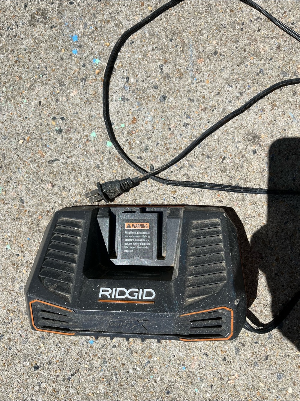 Ridgid 18V Battery Charger, R840095